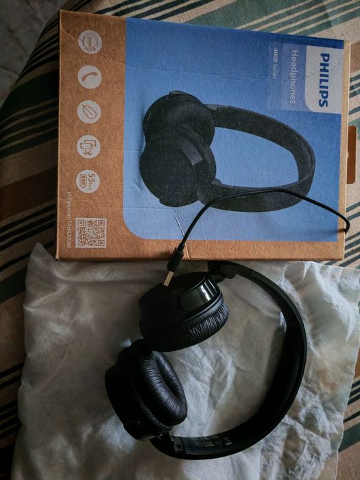 Vendo fones usado um pouco mais de uso e uso de acessórios de origem e