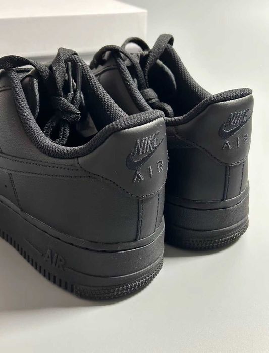 Buty Nike Air Force 1 Czarny R.42.5