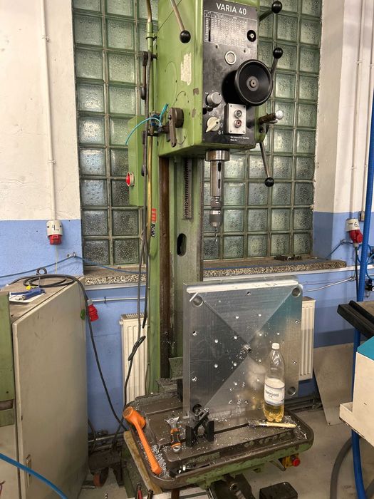 Wiertarka kolumnowa Waria 40