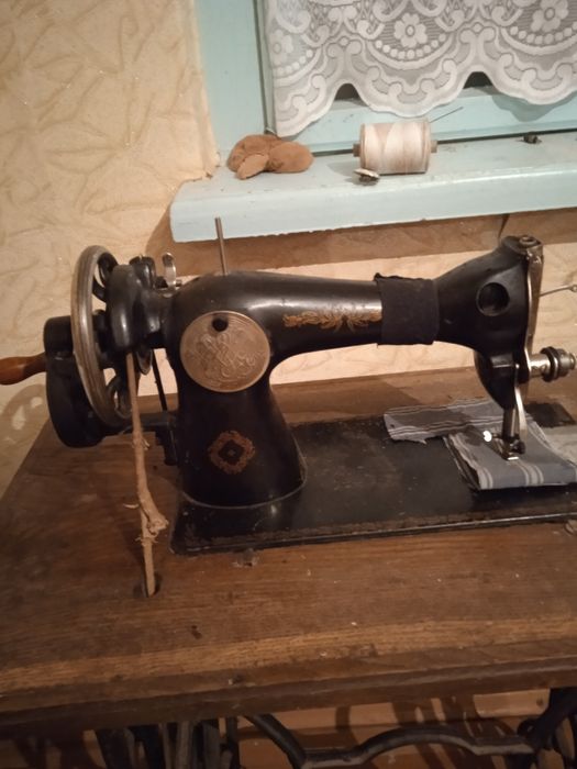 Швейна машинка старий варіант