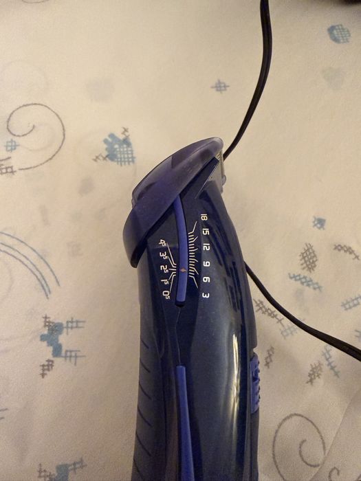 Máquina de barbear em ótimo estado