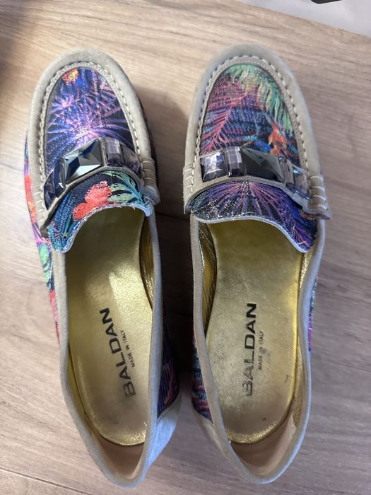 Макасины     Италия