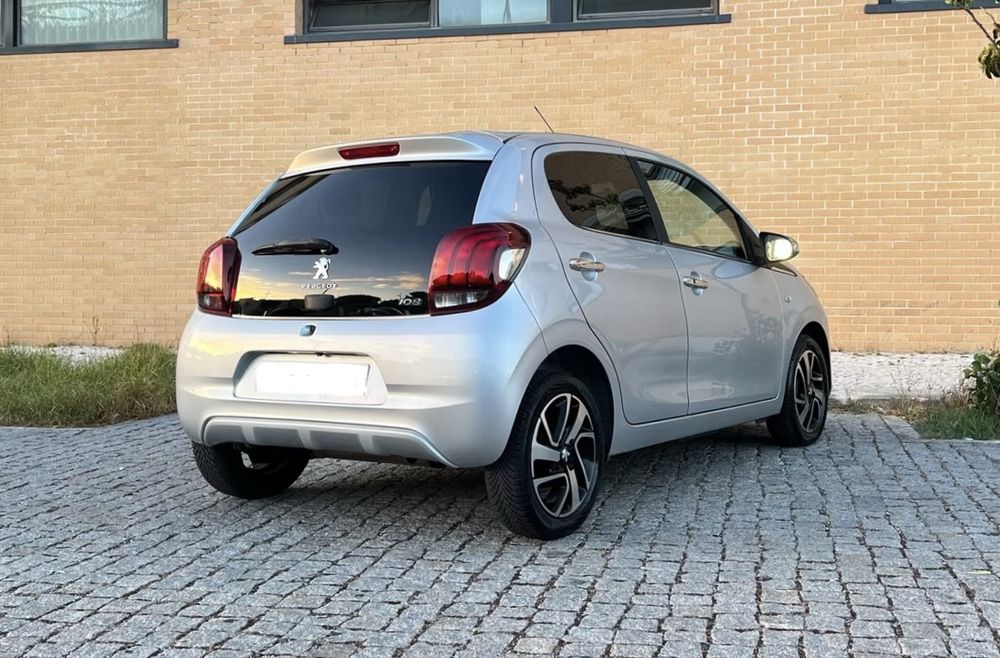 Peugeot 108 1.0 e-VTi ( motor Toyota )