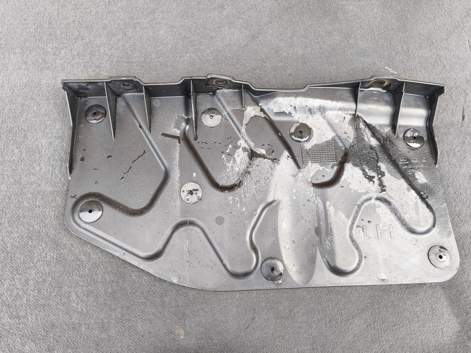 HYUNDAI IX35 KIA Sportage III Osłona Podwozia Lewy Przód F-vat