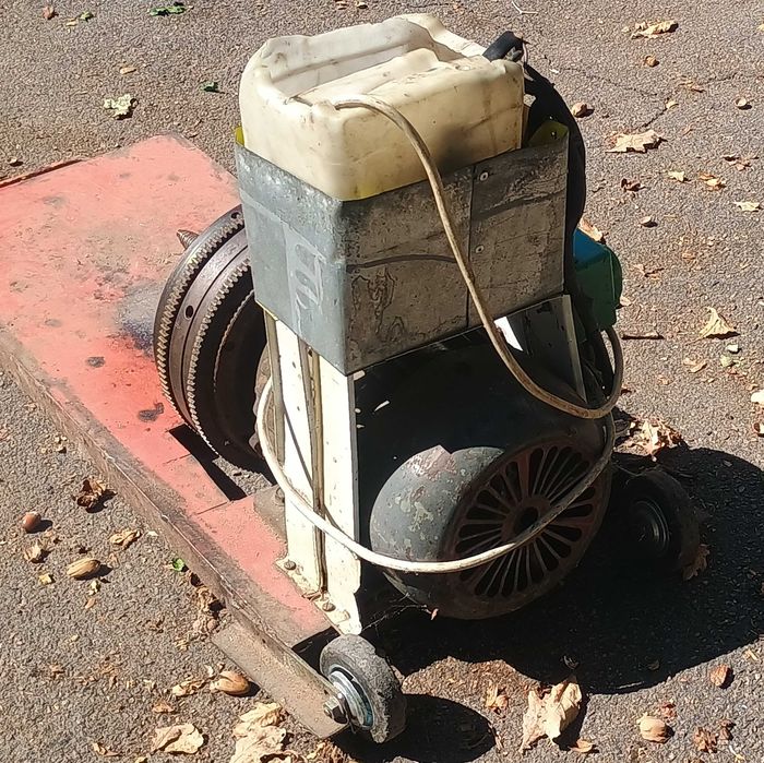 Дровокол колун 220/380В