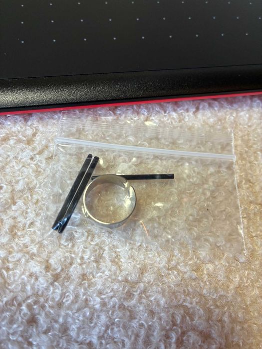 Tablet graficzny One by Wacom - rozmiar M - mało używany