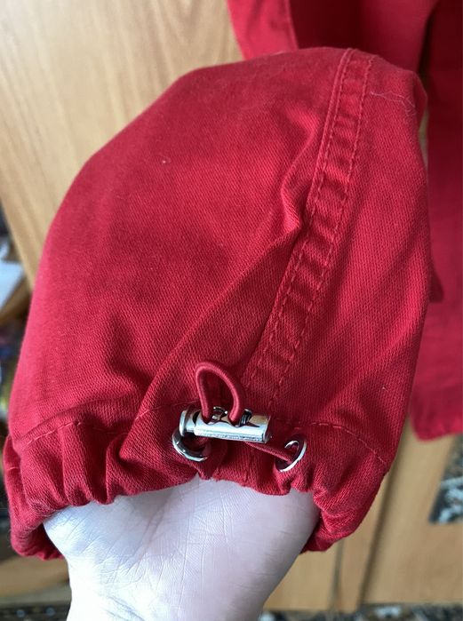 Жіночі джинси