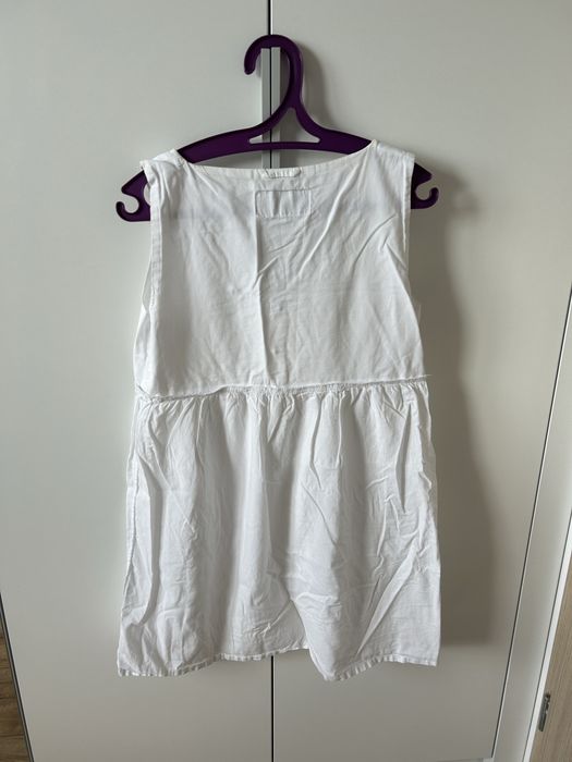 Biala zwiewna bluzka