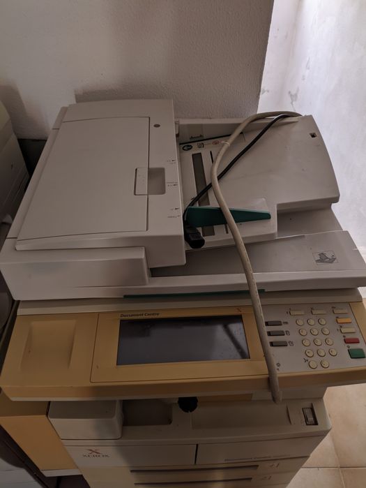 Vendo 2 máquinas multifunções Xerox -impressão/cópia/digitalização/fax