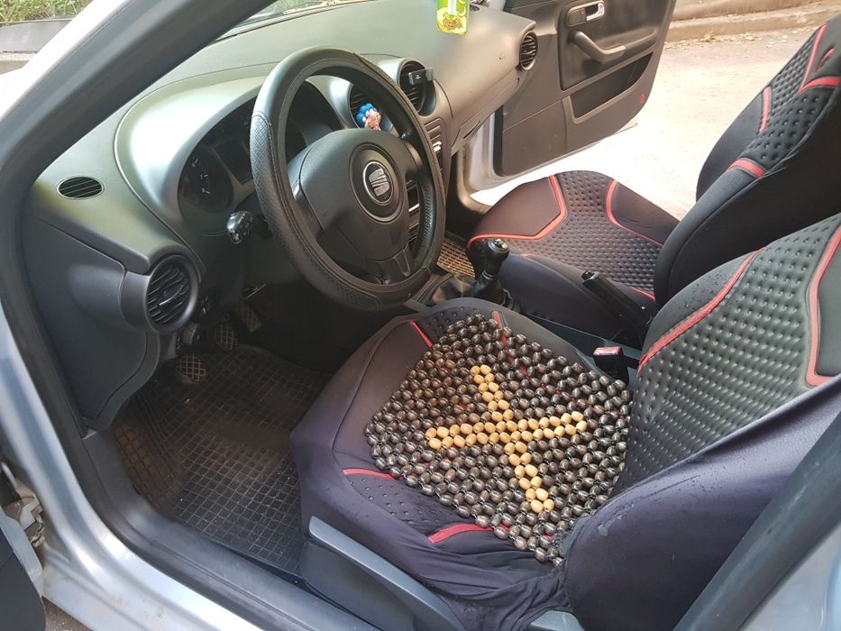 SEAT IBIZA 2003 год.