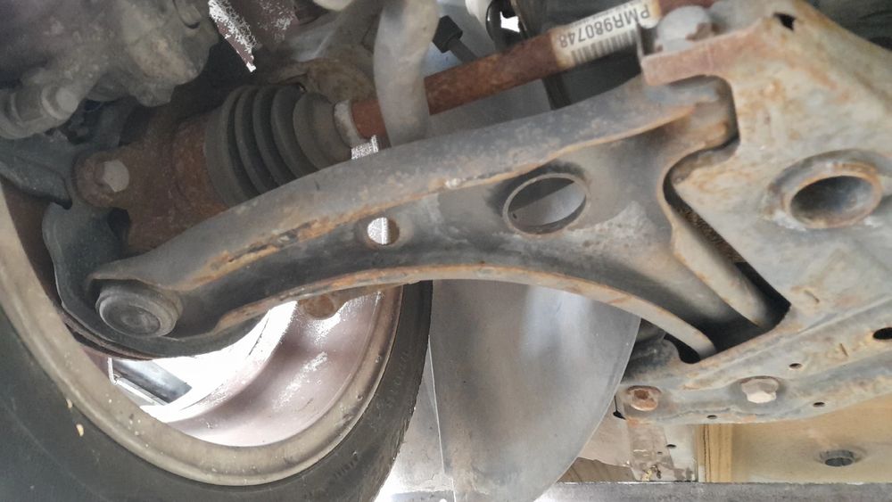 Braço de suspensão frente direito SMART ForFour (454)