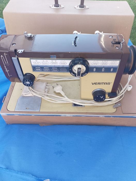 Електрична швейна машинка Верітас