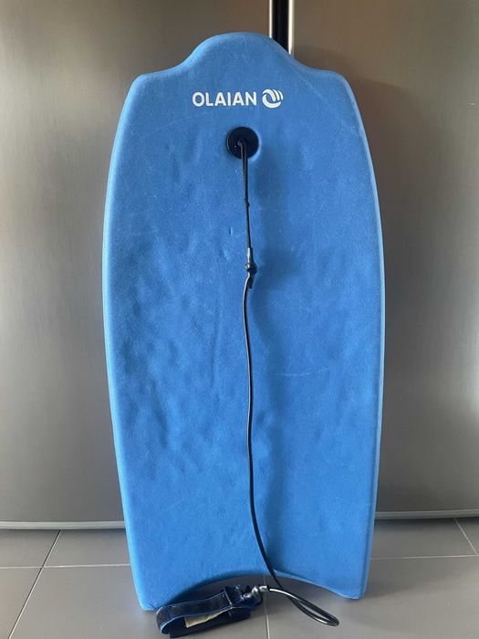 prancha de bodyboard da marca Olaian,
