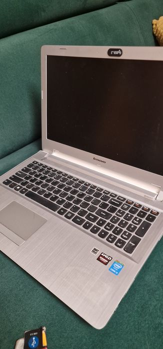 Laptop lenovo Z51 Z głośnikami JBL