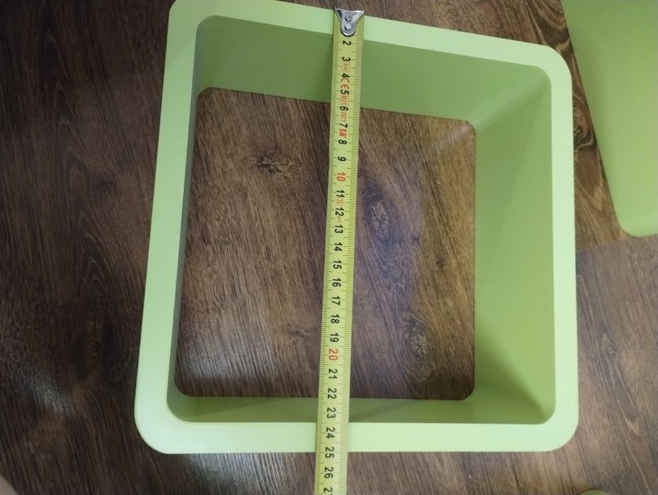 Półki wiszące kwadraty