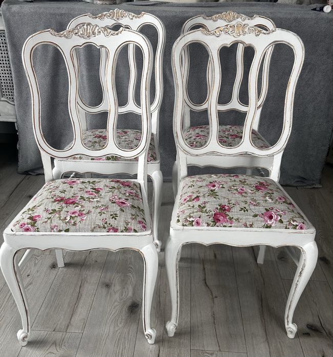 Krzesla po renowacji