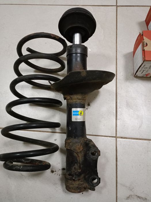 Продам левую переднюю стойку в сборе BLSTEIN .VTE -4716