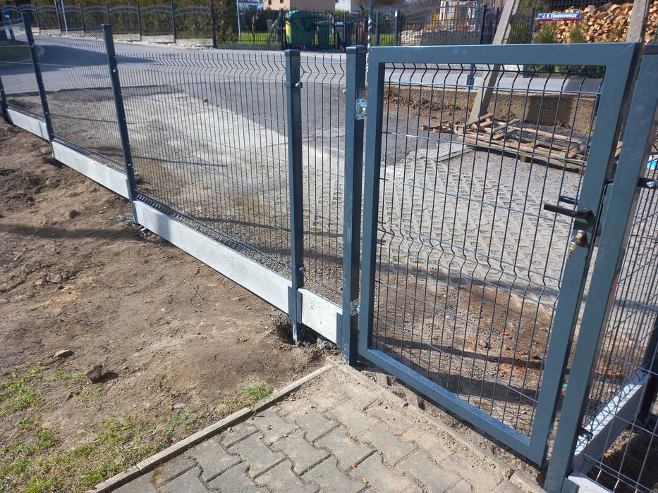 OGRODZENIA PANELOWE 3D Słupki Panele ogrodzeniowe podmurówka kompletne
