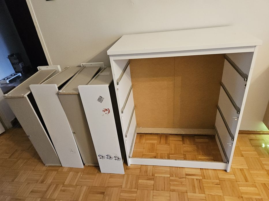 Kontakt jutro po 9 - Komoda Ikea MALM