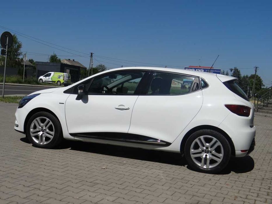 RENAULT Clio IV Limited TCE 90 90KM 66KW
