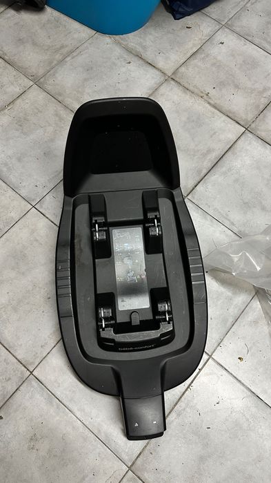 Vendo conjunto Bebe Confort de 2019 + Isofix novo