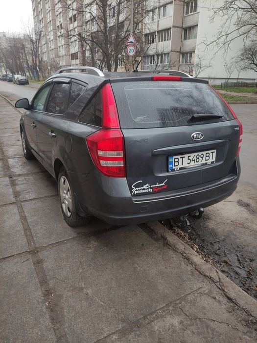 Кіа seed (універсал)1.6 2008