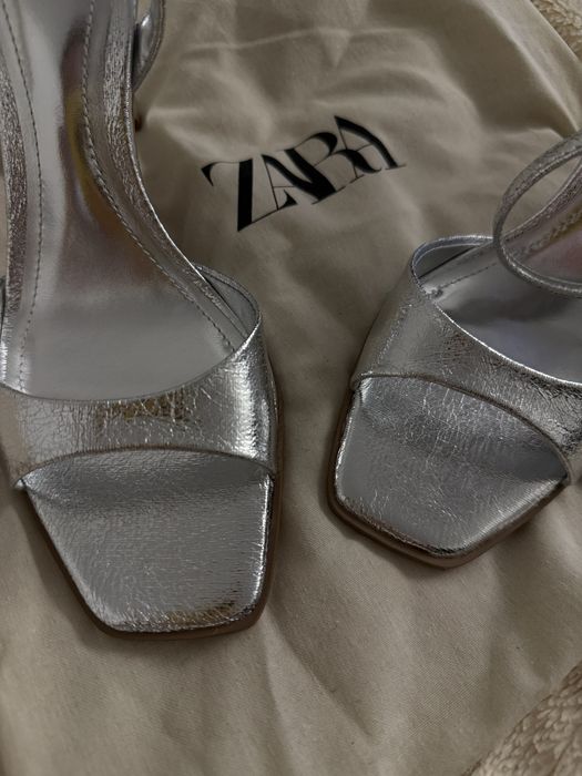 Продам босоніжки ZARA