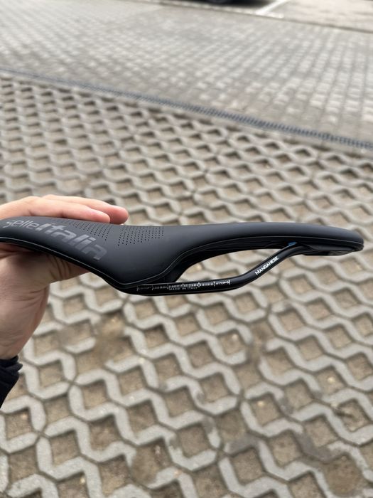 Siodełko Selle Italia SLR Boost Superflow S 130mm
