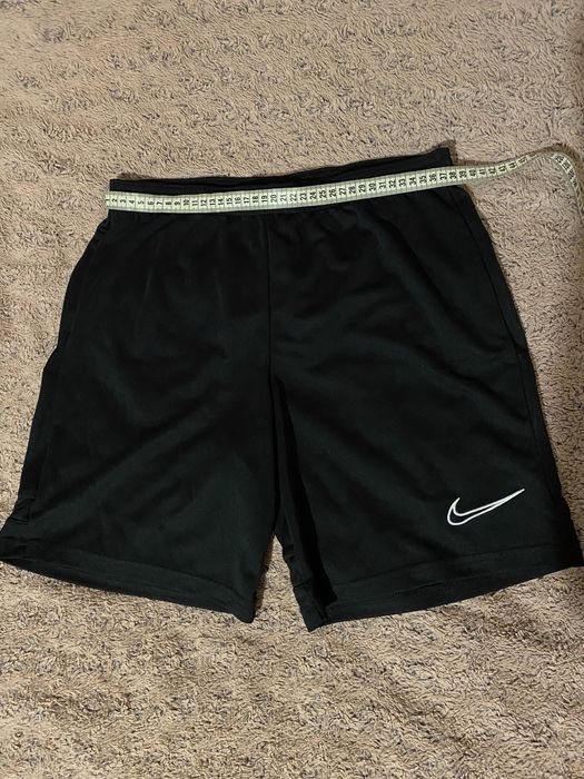 Шорти спортивні Nike