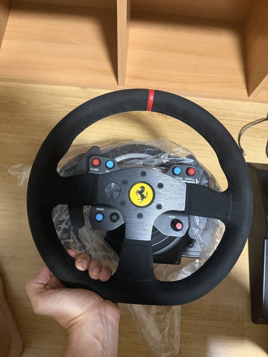 Thrustmaster Ferrari