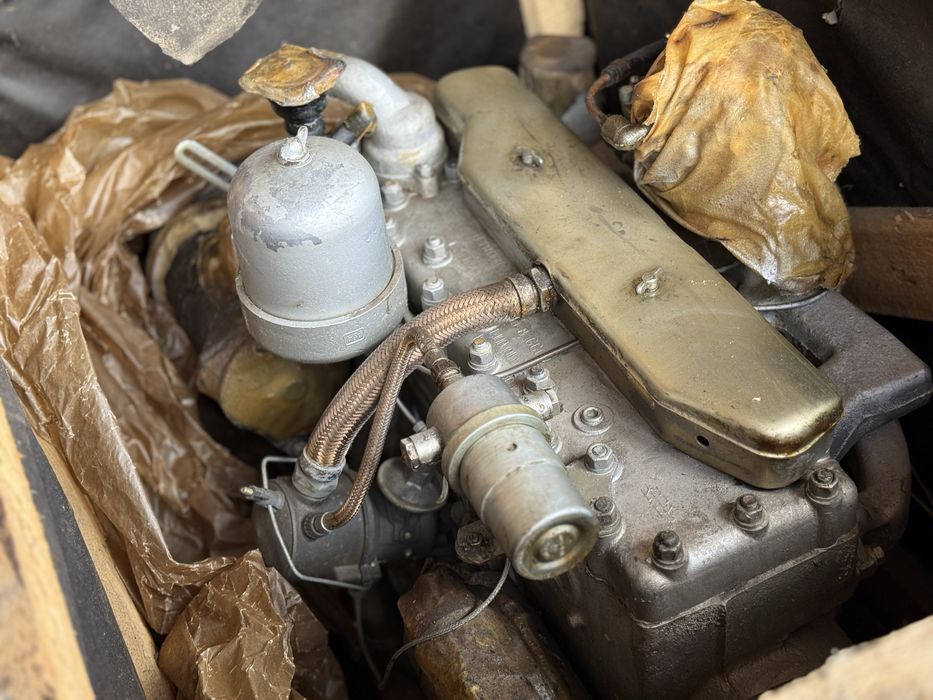 Двигатель  газ 52 Газ53 з хранения в ящику