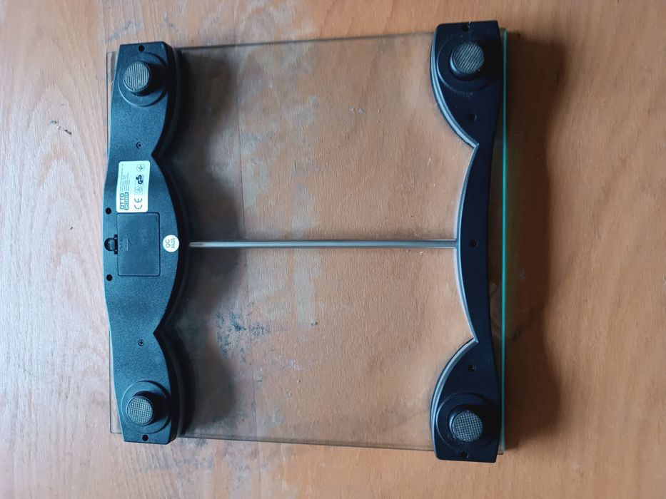 Весы , Ваги OTTO Shtekker PW-7122  не вмикаються