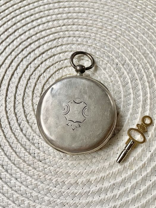 Карманные часы серебро, на ходу