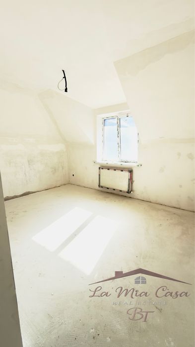 Продаж стильного будинку під ключ , приміська