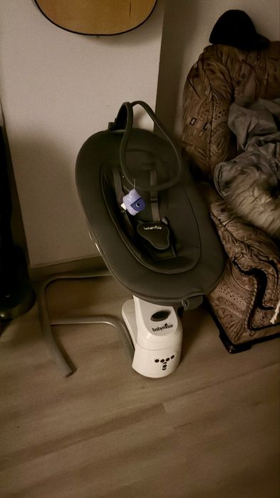 Espreguiçadeira babymoov elétrica ou a pilhas