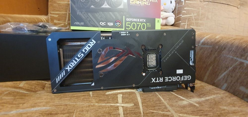 Продам Відеокарту ASUS ROG-STRIX-RTX5070TI-O16G-GAMING