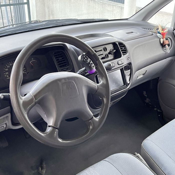Mitsubishi L400 2.5 td 9 lugares