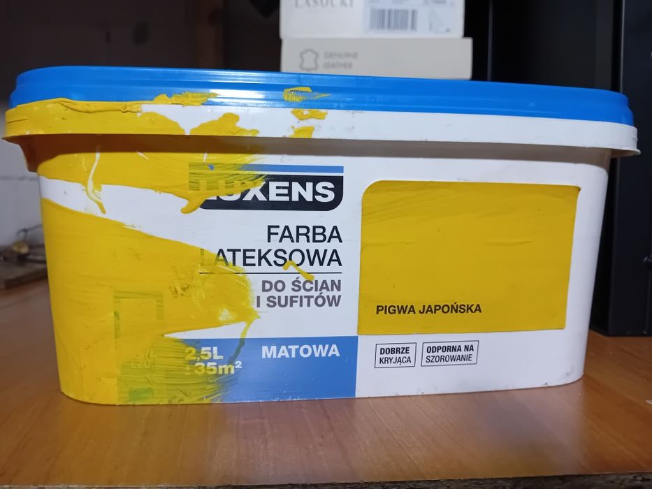 Farby lateksowe - różny stan zużycia
