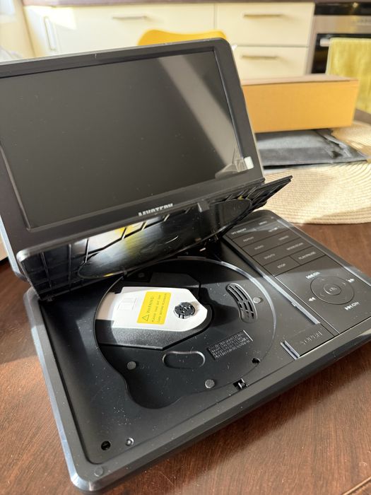 Портативний DVD плейєр Mystery Home