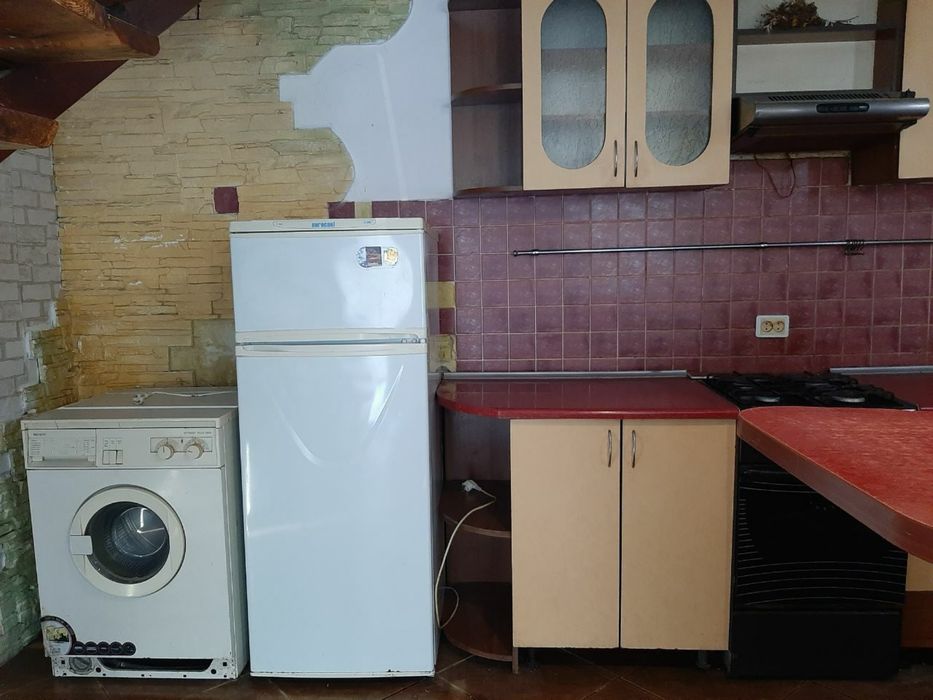 Здається 2 рівнева квартира в котеджі 12 школа