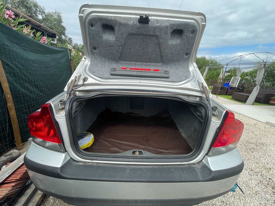 Volvo S60 2.3cc T5 250cv origem (Ler Descrição)