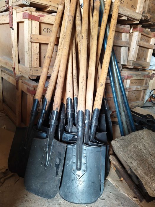 Велика саперна лопата БСЛ-110 з клеймом "Три елочки 1984". Роздріб Опт