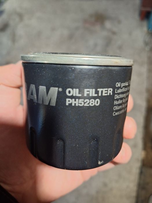 Масляний фільтр на авто Subaru PH5280
