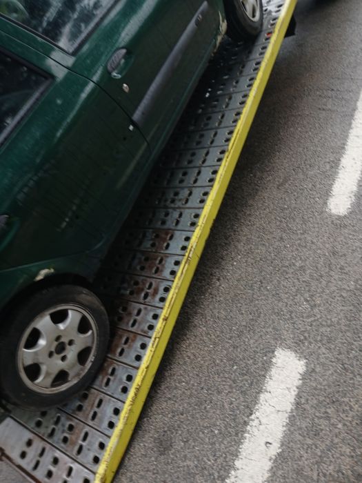 Renault Clio para peças