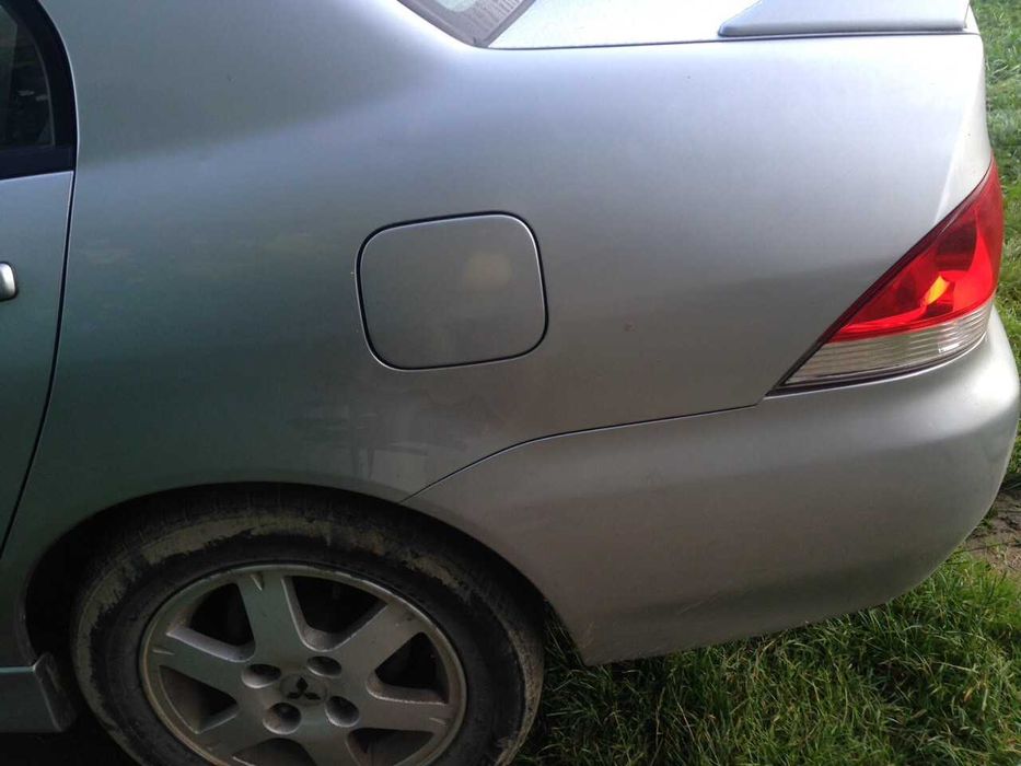 крила лансер 9 передні задні седан універсал