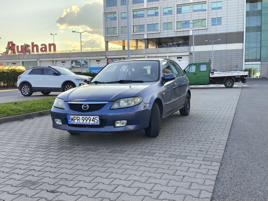 Mazda 323F 1.6 2003