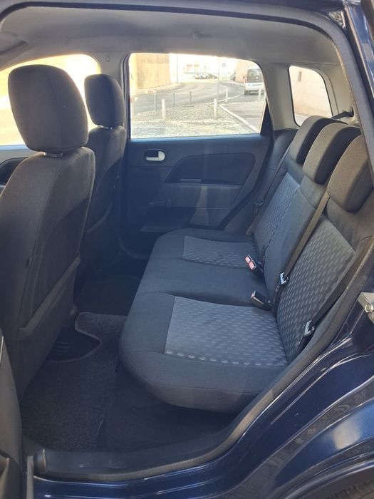 Ford Fiesta 1.25i-16v Xtrend 5p 2004