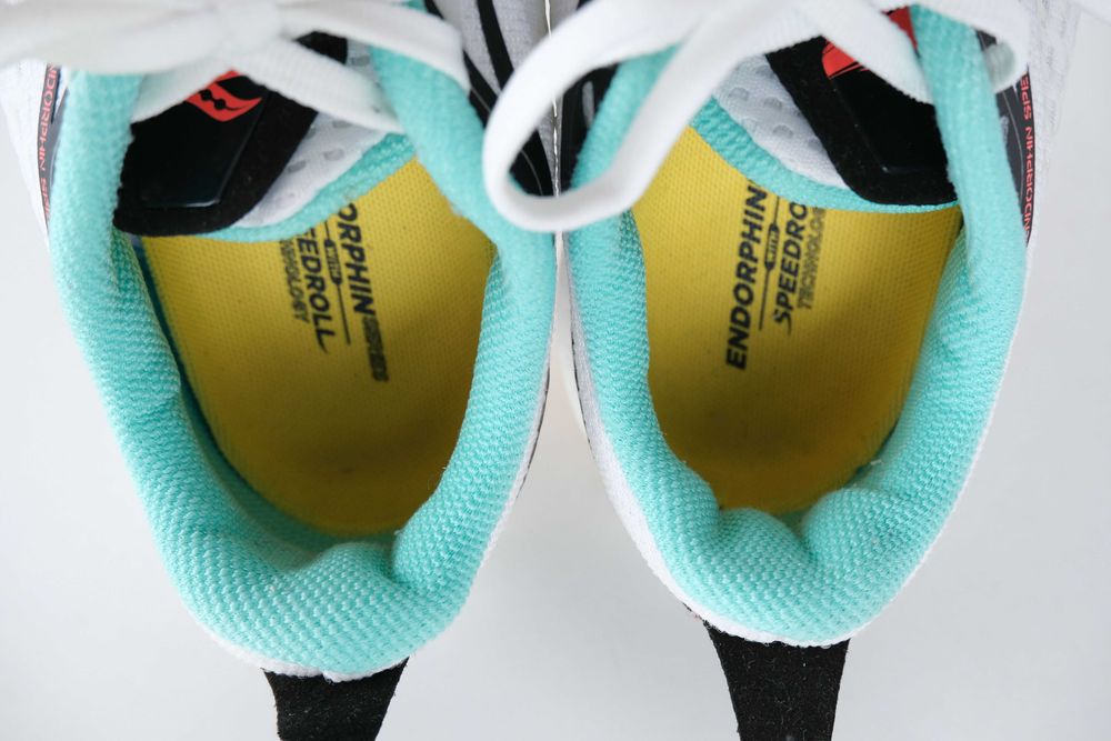 Saucony endorphin speed 2  damskie buty  r 40.5