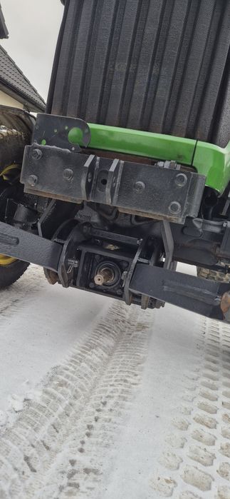 Traktorek John Deere 3720