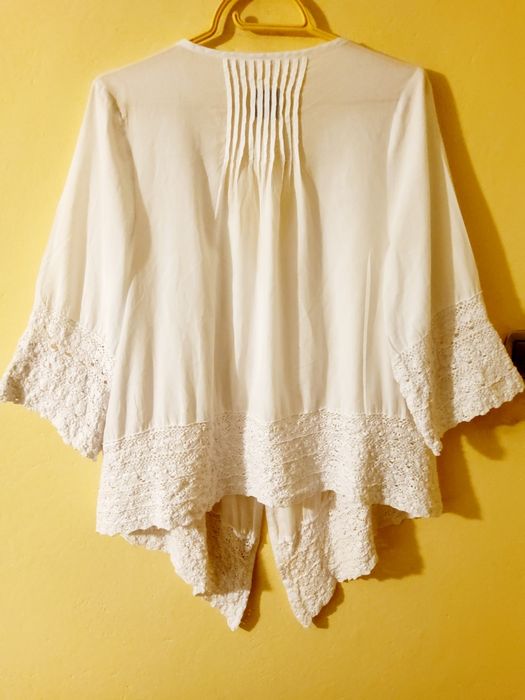 Lykkelig biała bluzka narzutka boho, folk rozmiar L uniwersalny.